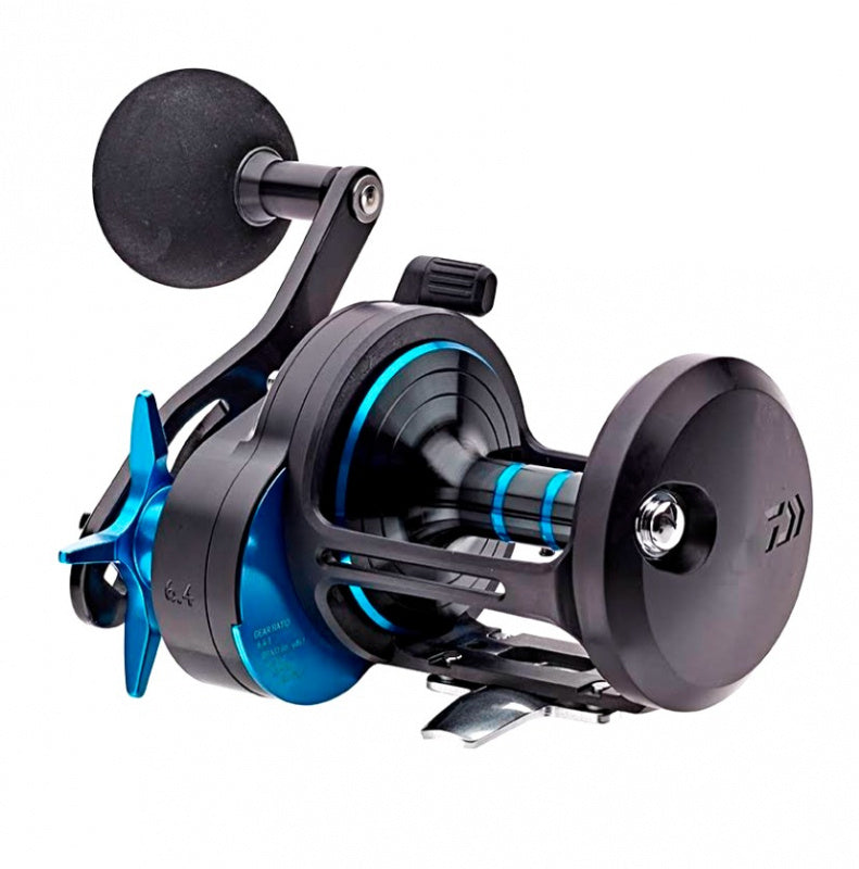  Daiwa 18 Saltist 15H